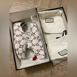 Gucci Ace Ghost GG Monogram Low Sneaker - White Red - size 9 US